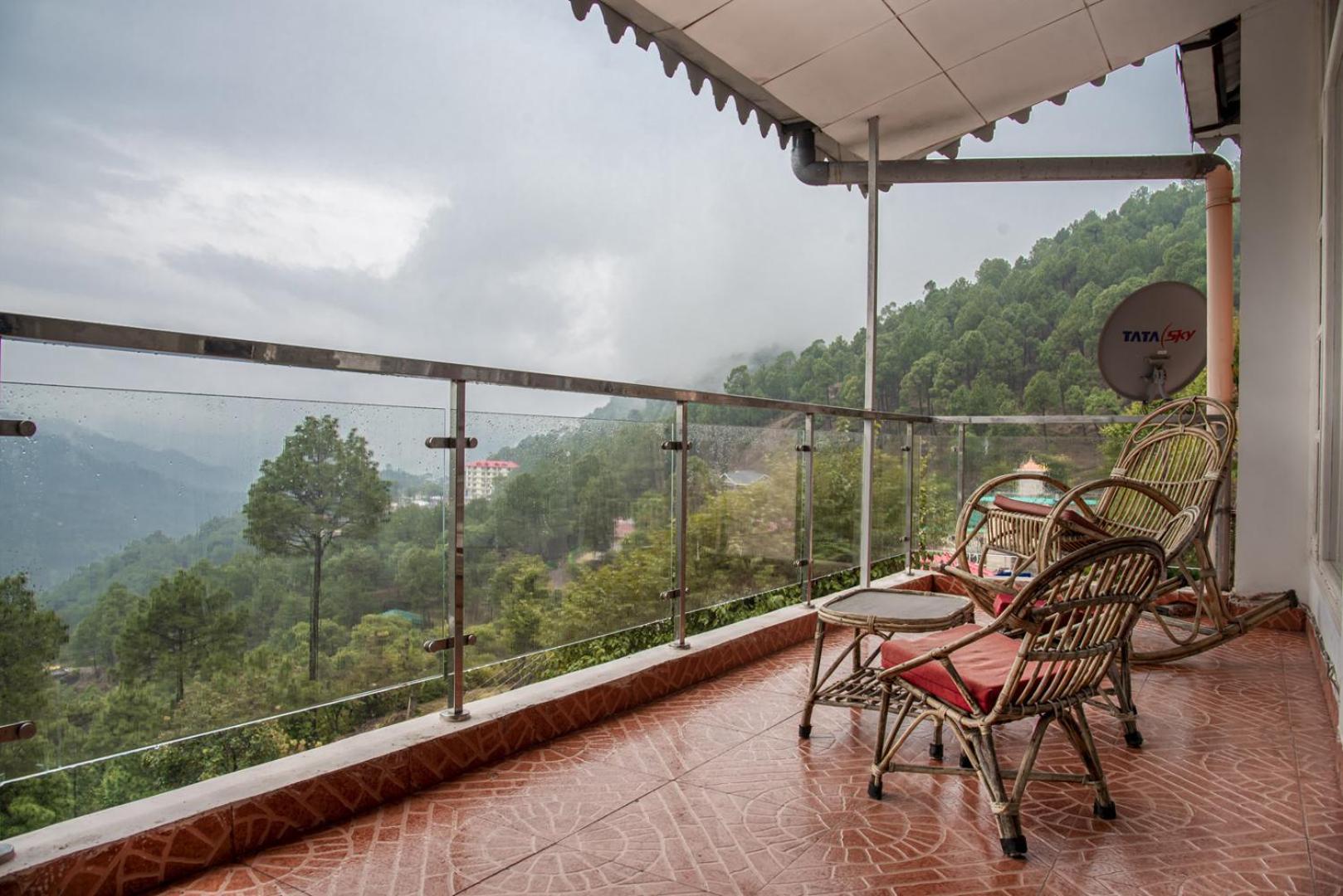 Kasauli Edge Apt With Balcony Buitenkant foto