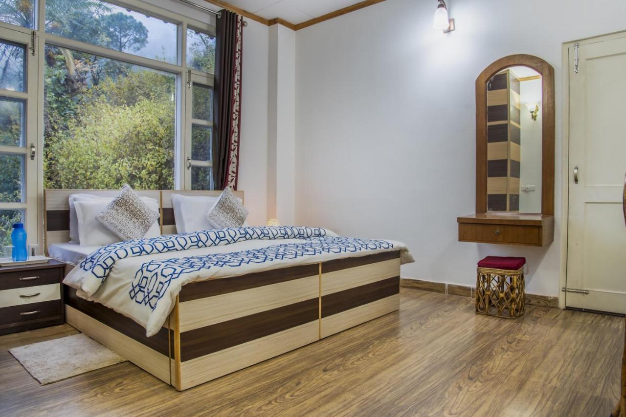 Kasauli Edge Apt With Balcony Buitenkant foto